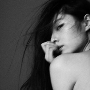 男人吃奶揉捏奶视频
